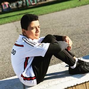 Meet your Posher, Felo